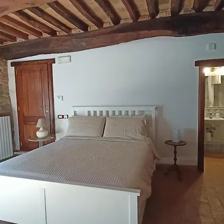 Apartment Romantic In The Village Of Castelleone, Vicino Deruta, Assisi, Perugia, Montefalco
