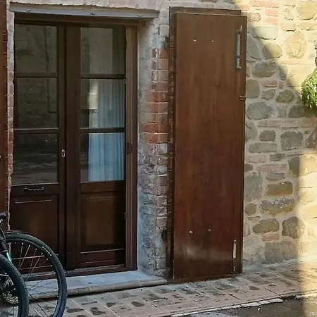 Romantic In The Village Of Castelleone, Vicino Deruta, Assisi, Perugia, Montefalco Lejlighed *