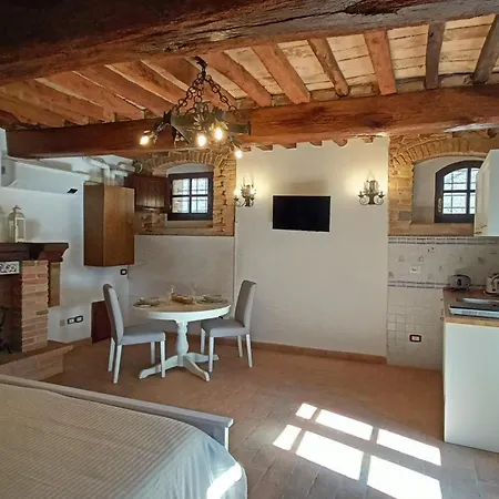 Romantic In The Village Of Castelleone, Vicino Deruta, Assisi, Perugia, Montefalco Canalicchio